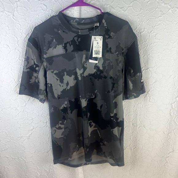 Adidas - Picture 1 of 5